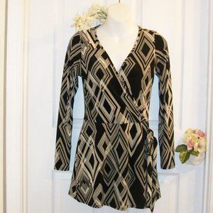 La Ropas Sz L Wrap Look Romper Black Tan Geo Print